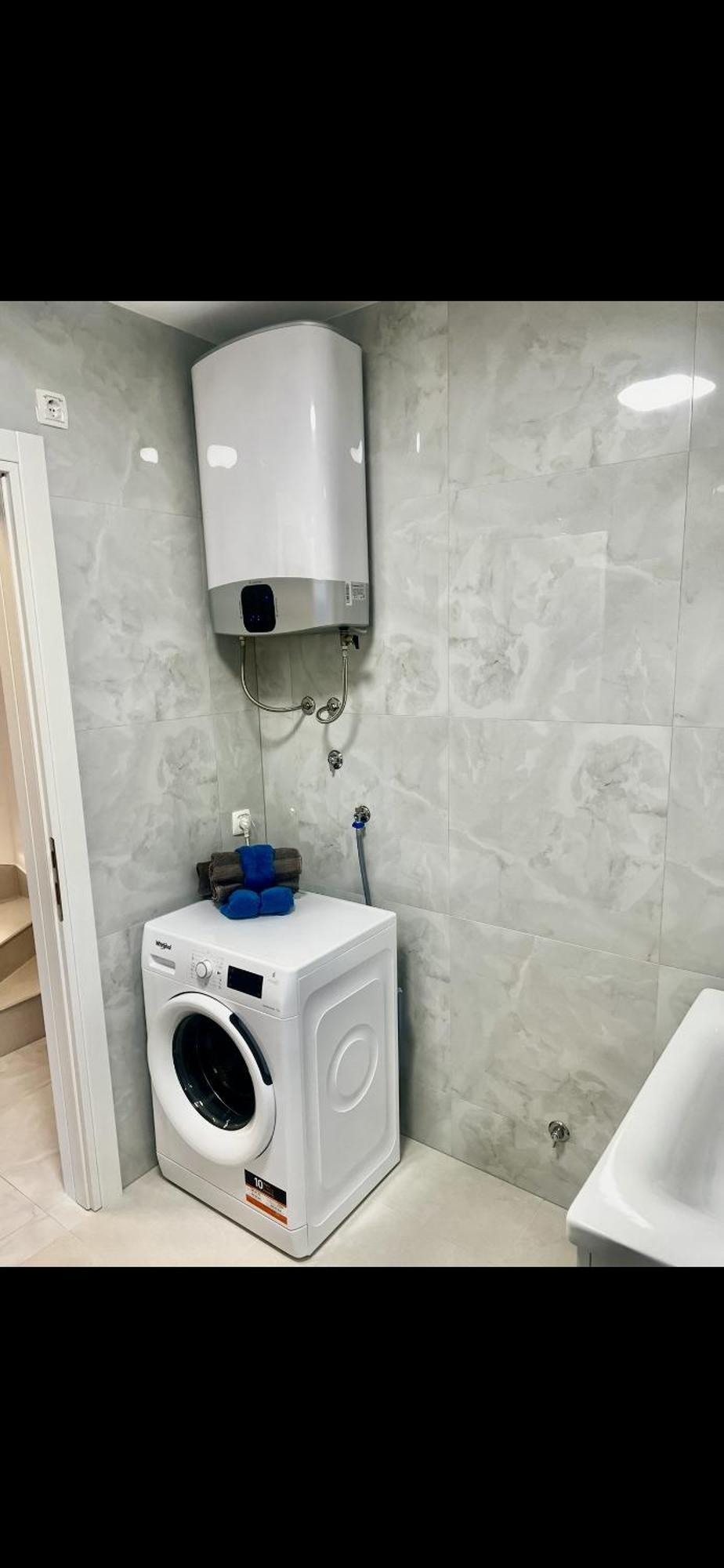 Apartman With Swimming Pool Lagotto